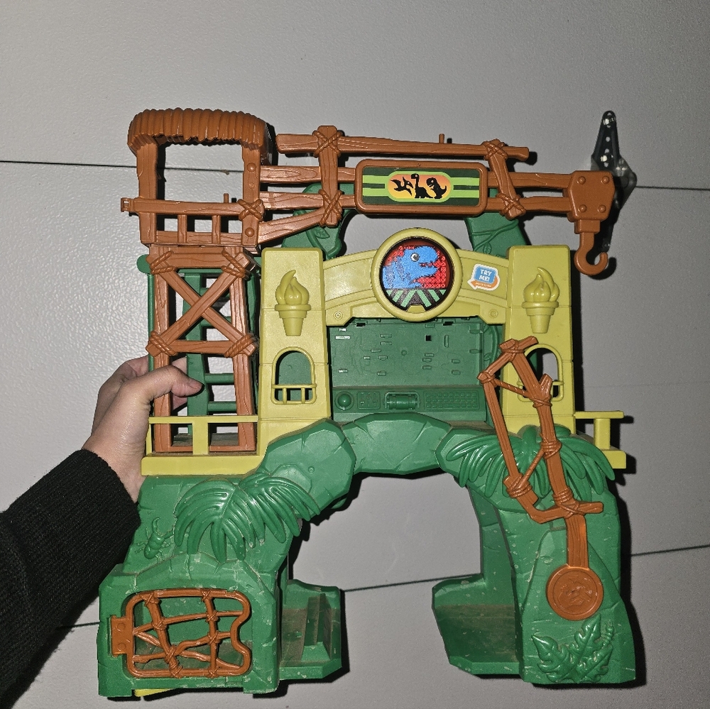 Kid Connection Dinosaur Rescue Station Play Good Condition